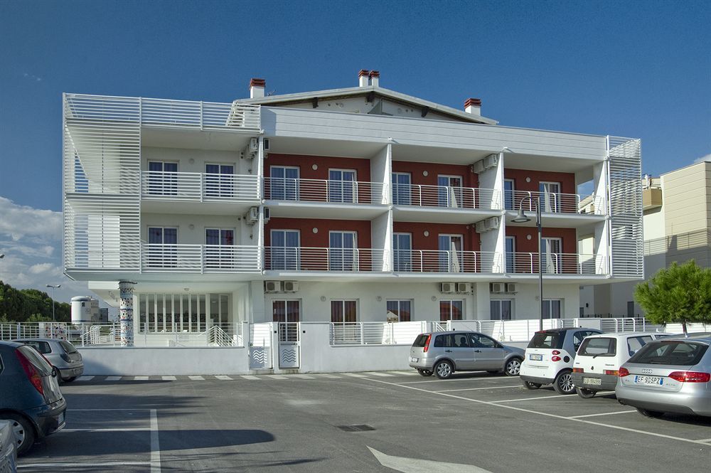 Case Vacanze Blue Bay Apartahotel Roseto Degli Abruzzi